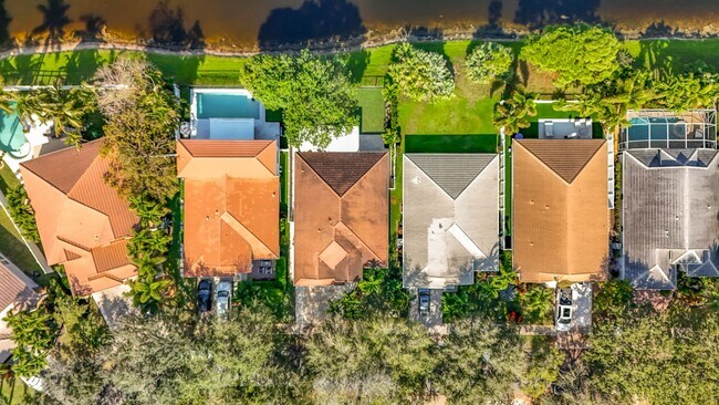 Building Photo - Gorgeous 3 bedroom 2 bath Single Family Home in Delray Beach