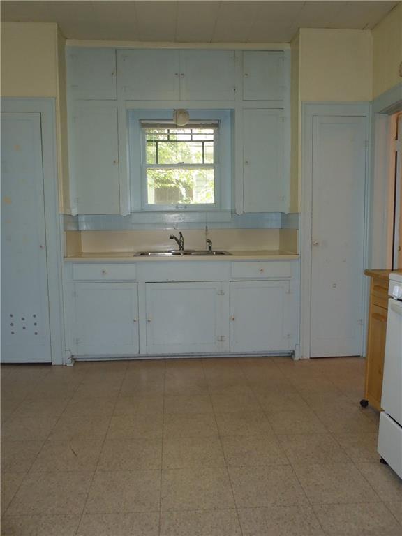 Building Photo - 2800 Dancy St