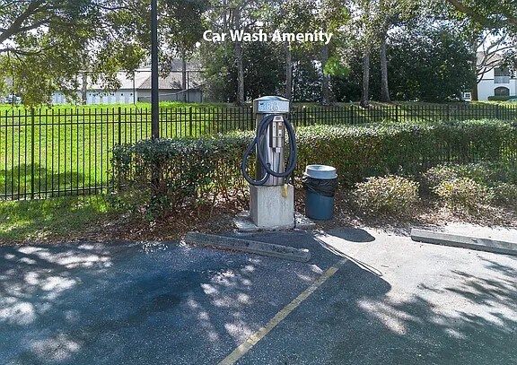 Building Photo - 10075 Gate Pky N