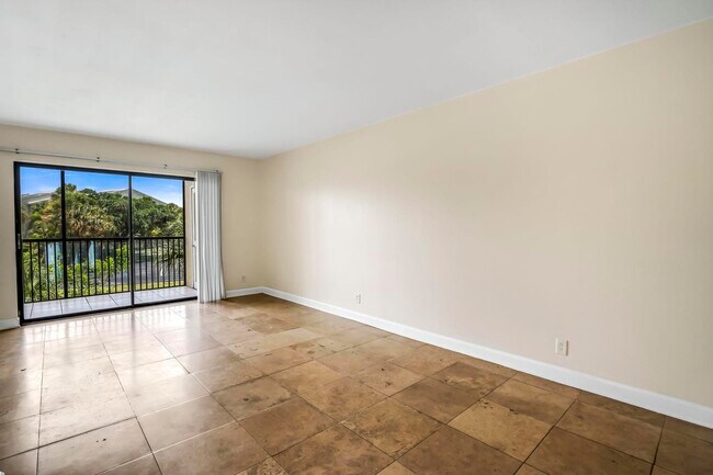 Building Photo - 9000 NW 28th Dr