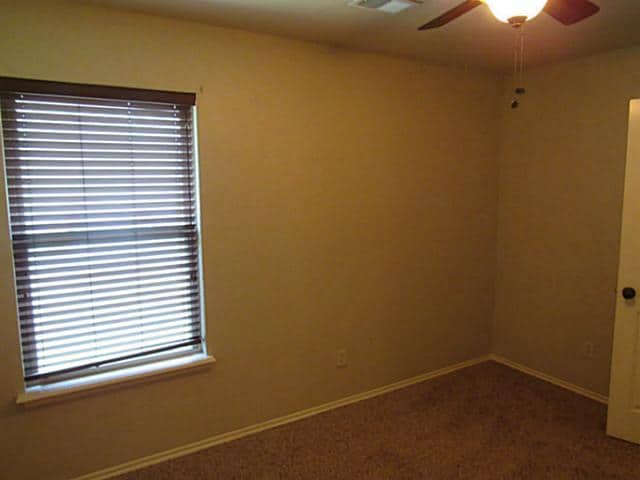 Building Photo - 17516 Black Hawk Dr