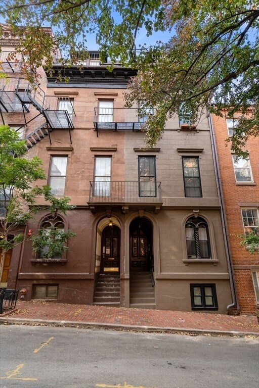 Building Photo - 25 Hancock St