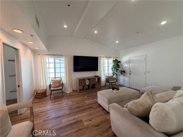 Building Photo - 3221 E Curry St