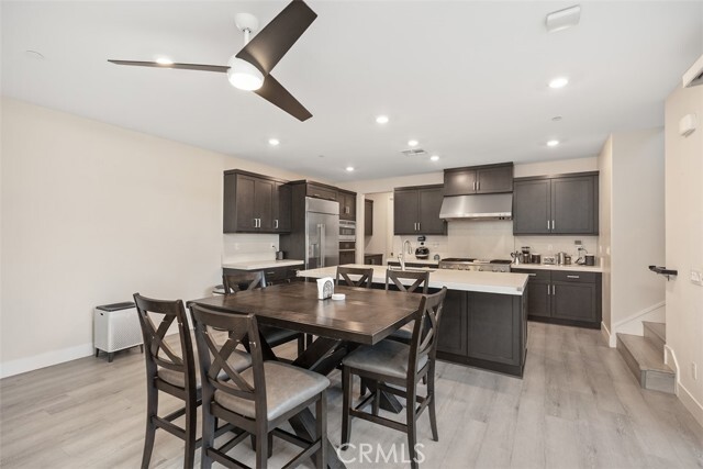 Building Photo - 395 Sawbuck