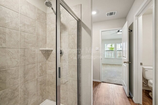 Building Photo - 15419 Puffins