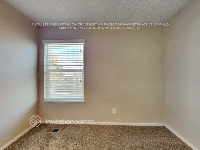 Building Photo - 3888 S Biscay St