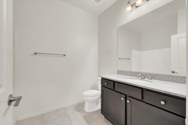 Building Photo - 4709 N Park St