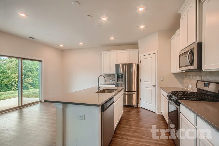 Building Photo - 9205 Festival Wy