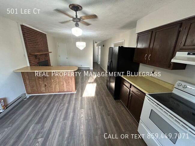 Building Photo - 501 Lee Ct