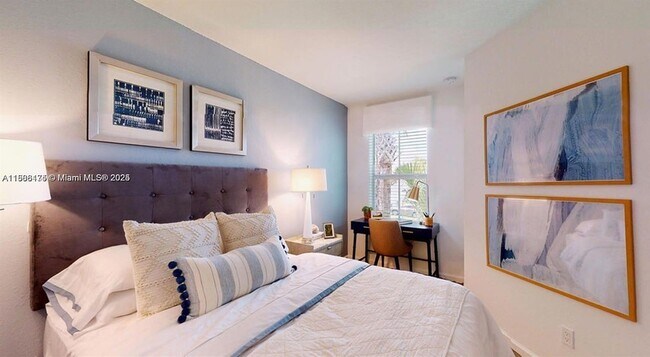 Building Photo - 10241 SW Newberry Ave