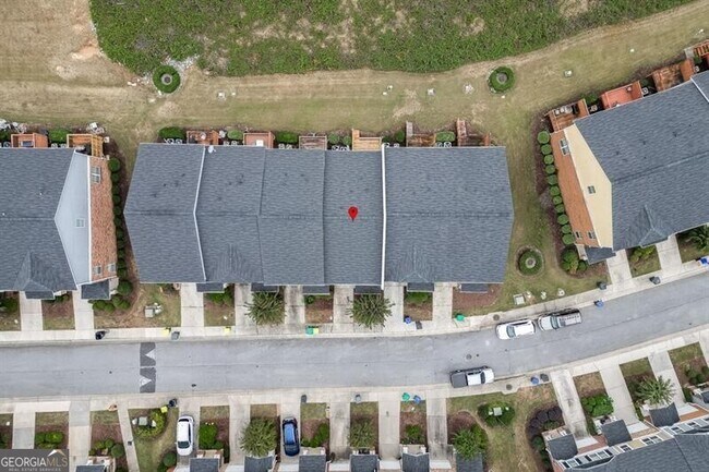 Building Photo - 805 Tulip Poplar Way