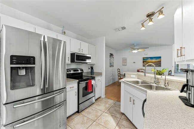 Building Photo - 8468 Grove Rd