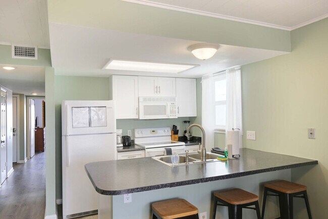 Building Photo - 606 Carolina Beach Ave S