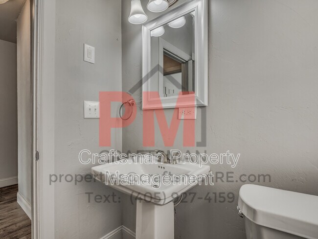 Building Photo - 1514 NW 18th St