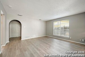 Building Photo - 2105 Darwin Dr