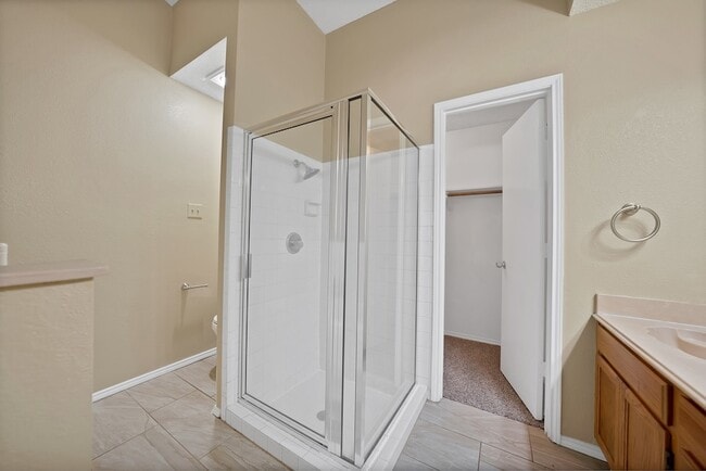 Building Photo - 4308 Elliott Oaks Dr