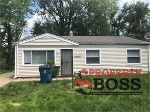 Building Photo - 5500 E 13th Pl