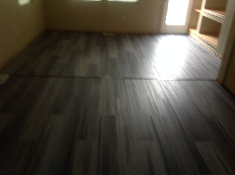 Building Photo - 14362 NE 189th Ct