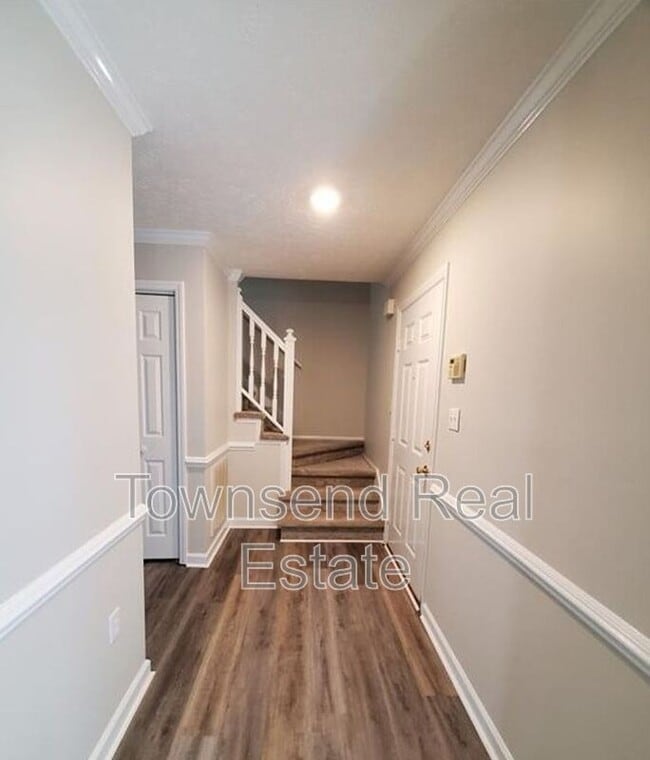 Building Photo - 2012 Fig Ct