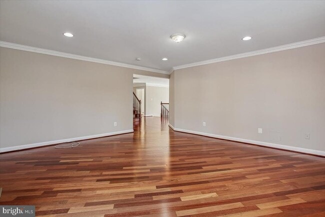 Building Photo - 7118 Vermillion Pl