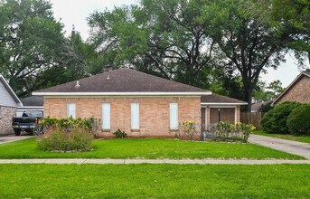 Building Photo - 12927 Westmere Dr