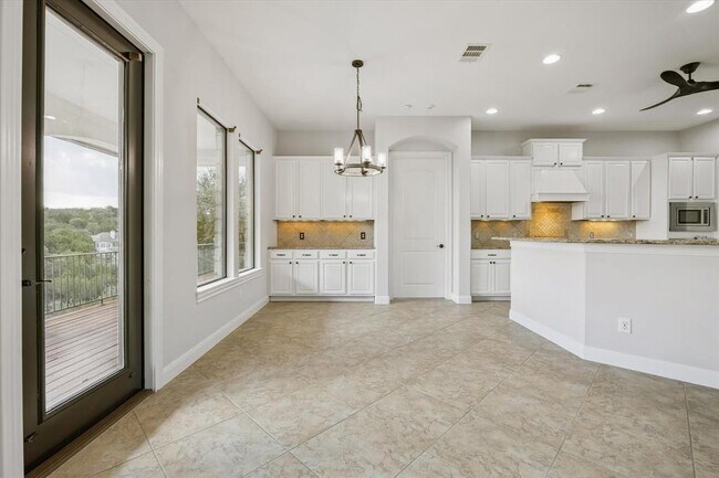 Building Photo - 17813 Kingfisher Ridge Dr