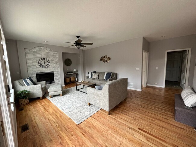 Building Photo - The Farm | 4,700+ Sq Ft, 5+ Bed/5 Bath, Cherry Creek Schools – Available August 1st