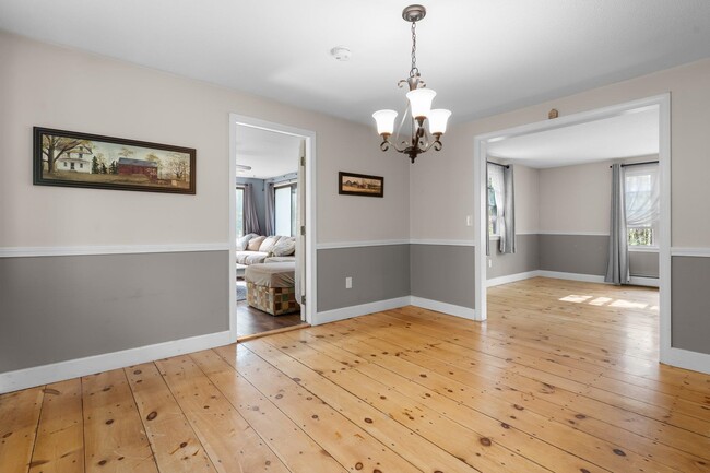 Building Photo - 11 Beebe Ln