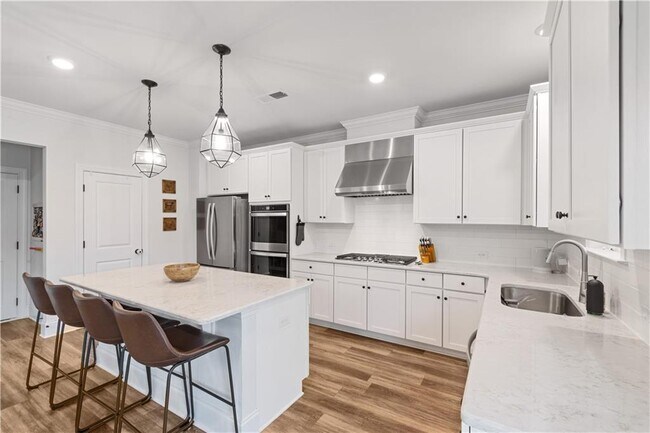 Building Photo - 409 Carmichael Cir