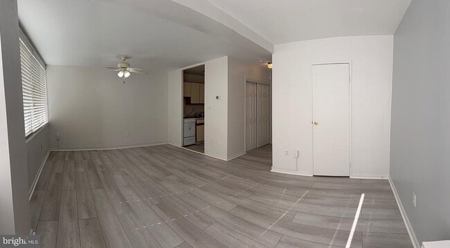 Building Photo - 6621 Wakefield Dr