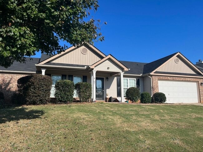 Building Photo - 1746 Tugalo Dr