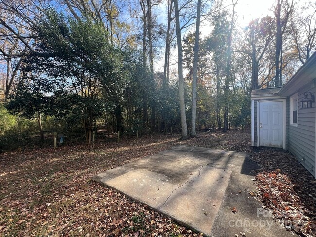 Building Photo - 6040 Sunset Chase Ln