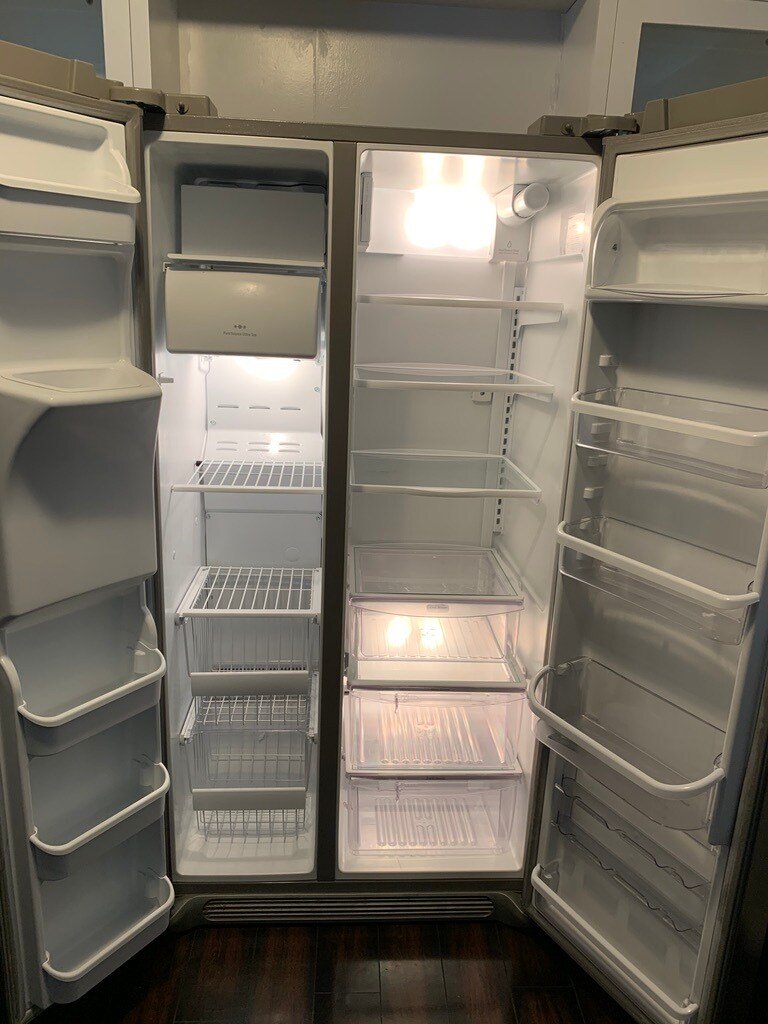 Refrigerator - 3224 E 21st Ave