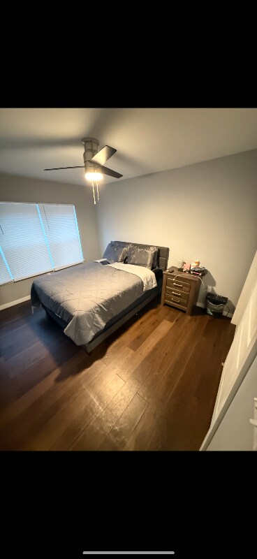 Building Photo - 107 Main St