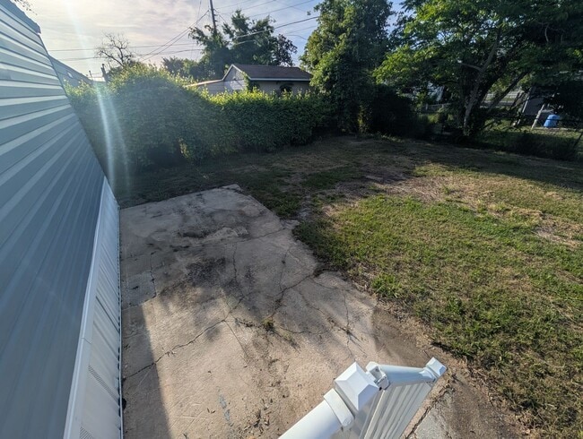 Building Photo - 2Bedroom /1.5 Bath Mobile in Mims Nicely Updated