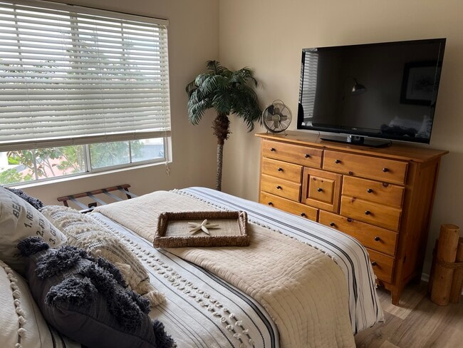 Building Photo - 28801 El Adolfo