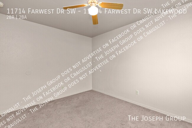 Building Photo - 11714 Farwest Dr SW
