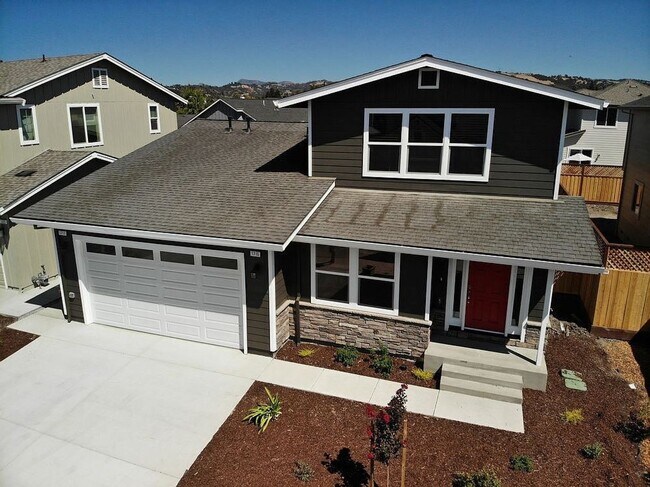 Building Photo - Two-level home located in Coffey Park!