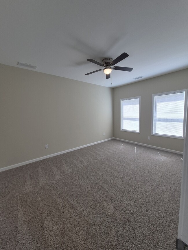 Building Photo - 209 Charlotte Cir