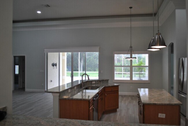 Building Photo - 128 Centennial Park Dr