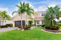 Building Photo - 4933 Pacifico Ct