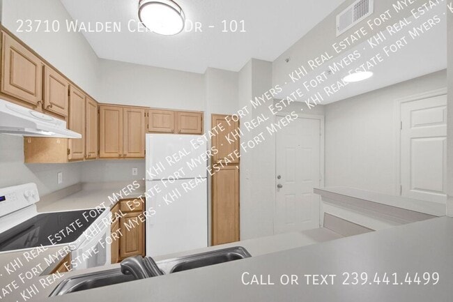 Building Photo - 23710 Walden Center Dr