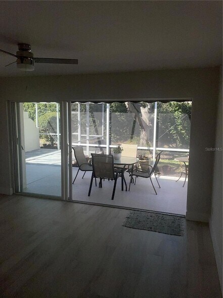 Building Photo - 7630 Pesaro Dr