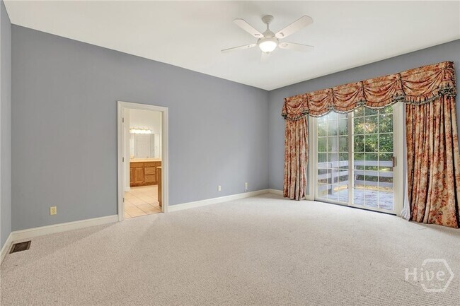 Building Photo - 2 Wakefield Pl