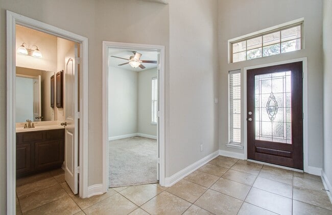 Building Photo - 16114 Devils River Ct