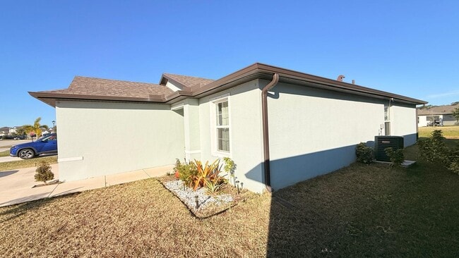 Building Photo - 5154 Armina Pl