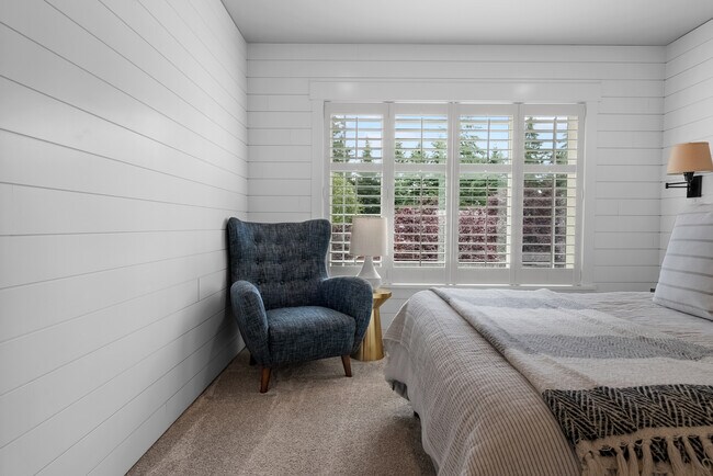 Building Photo - 11311 66th Ave