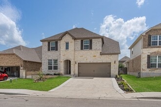 Building Photo - 942 Blue Violet