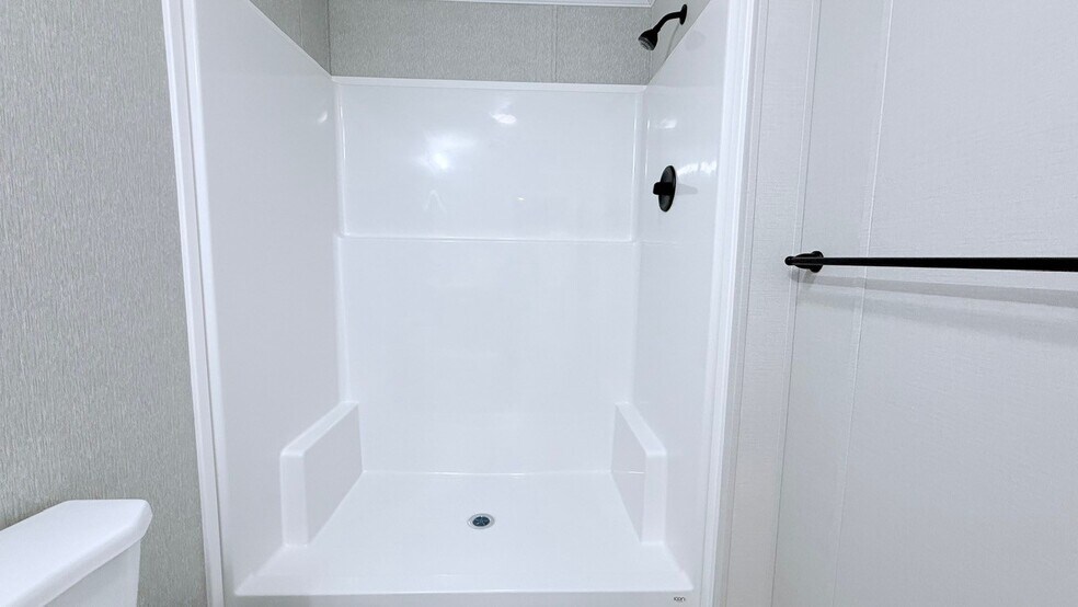 Building Photo - 29647 Erie Ct