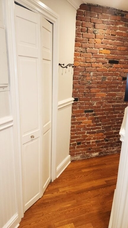 Building Photo - 100 Legends Way